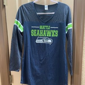 NFL team apparel size medium women's long sleeve V-neck